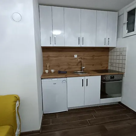 아파트 Milanovic Stan Na Dan