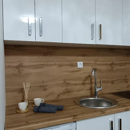 Apartment Milanovic Stan Na Dan